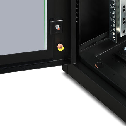 32U Patch cabinet 600x600x1609 mm (WxDxH) black