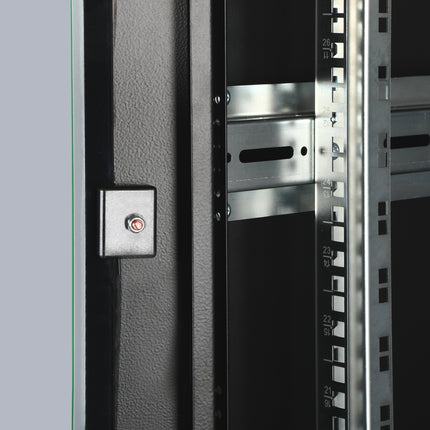 36U Patch cabinet 600x600x1787 mm (WxDxH) black