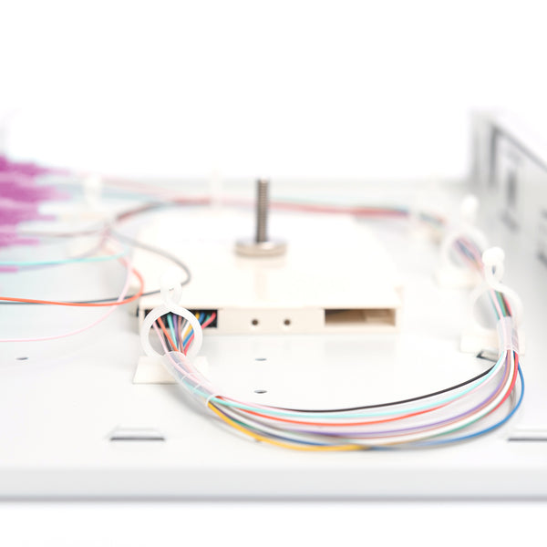 Panel de conexión de fibra óptica montado 6 puertos SC OM4