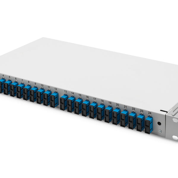 Glasvezel patchpaneel gemonteerd 24 poorten SC OS2