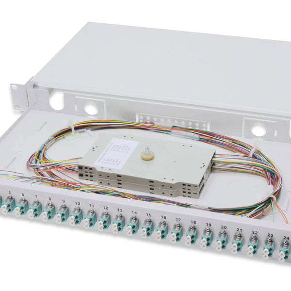 Panel de conexión de fibra óptica montado en 24 puertos LC OM3