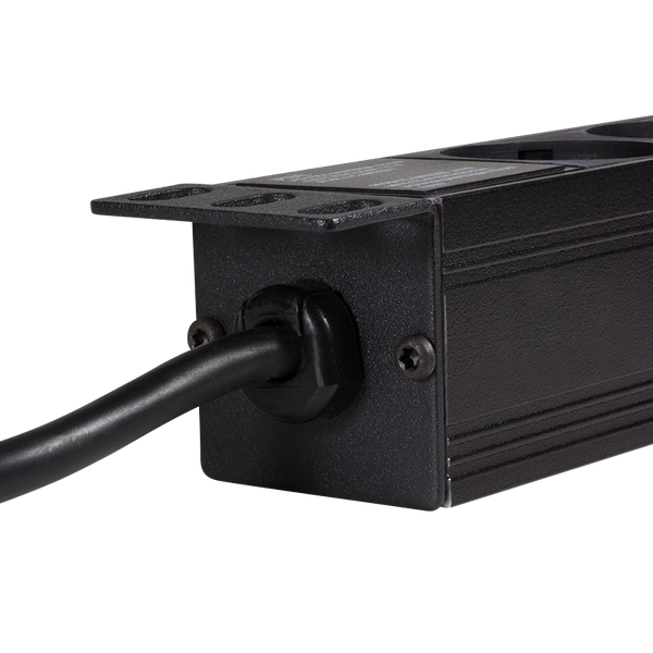 BASIC PDU with 9 EU sockets for 19 inch server cabinets